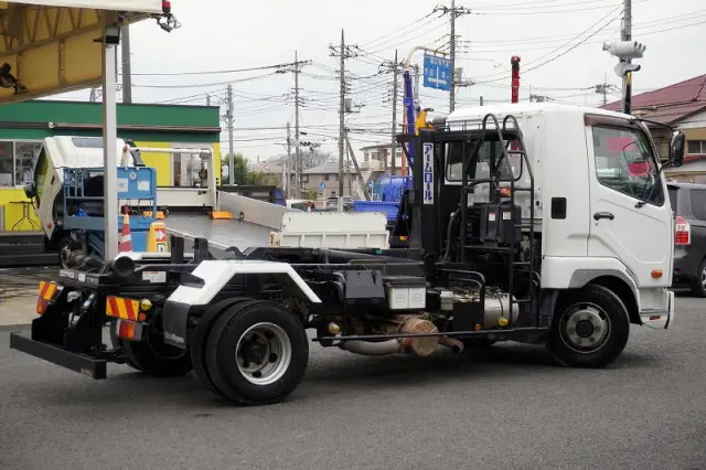 三菱 ファイター TKG-FK71F(2WD)の写真8