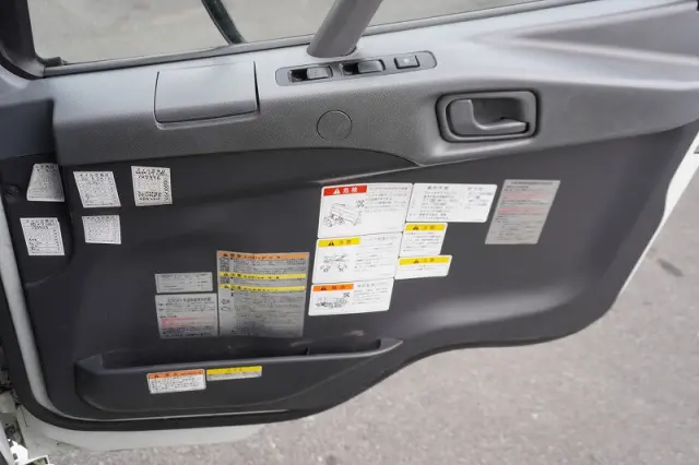 三菱 ファイター TKG-FK71F(2WD)の写真30