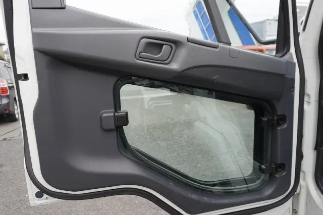 三菱 ファイター TKG-FK71F(2WD)の写真35