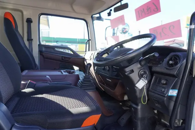 日野 レンジャー 2KG-FD2ABA(2WD)の写真42