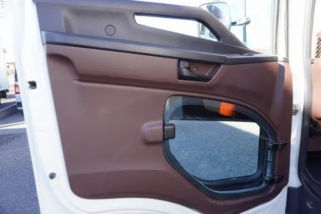 日野 レンジャー 2KG-FD2ABA(2WD)の写真45