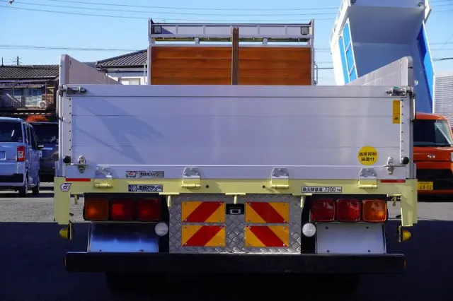 三菱 ファイター 2KG-FK62FZ(2WD)の写真4