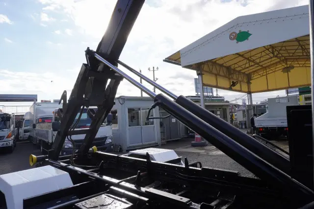 三菱 ファイター 2KG-FK72F(2WD)の写真22