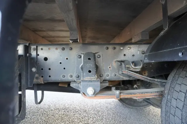 いすゞ エルフ 2RG-NPR88AR(2WD)の写真11