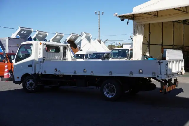 日野 デュトロ TKG-XZU722M(2WD)の写真7