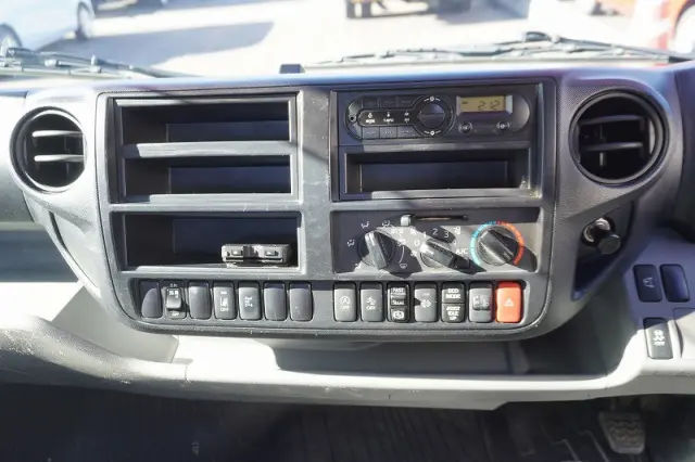 日野 デュトロ TKG-XZU722M(2WD)の写真33