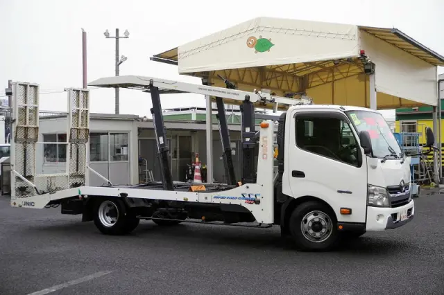 トヨタ ダイナ TDG-XZU720(2WD)の写真6