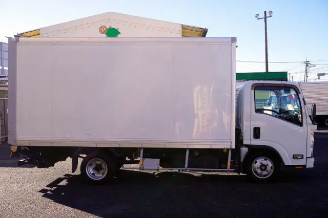 いすゞ エルフ TKG-NMR85AN(2WD)の写真5