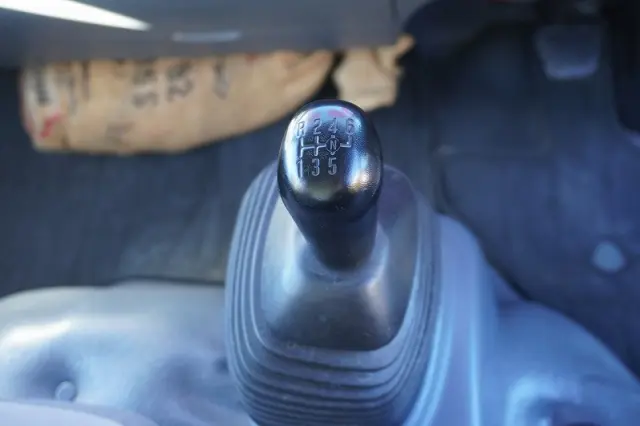 いすゞ エルフ TKG-NMR85AN(2WD)の写真34