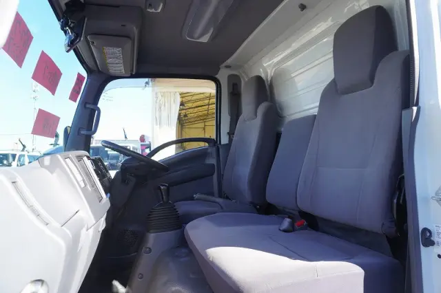 いすゞ エルフ TKG-NMR85AN(2WD)の写真43