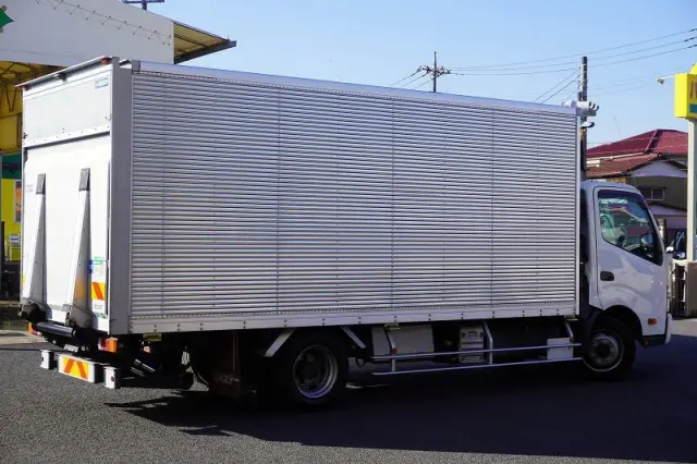 日野 デュトロ 2RG-XZU722M(2WD)の写真8