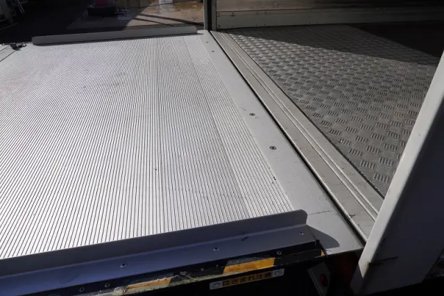 日野 デュトロ 2RG-XZU722M(2WD)の写真25