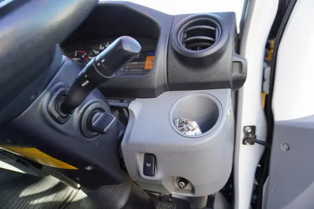 日野 デュトロ 2RG-XZU722M(2WD)の写真36