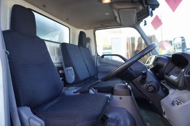 日野 デュトロ 2RG-XZU722M(2WD)の写真38