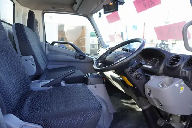 日野 デュトロ 2RG-XZU722M(2WD)の写真39
