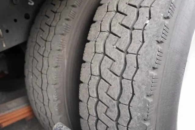 いすゞ エルフ 2RG-NKR88A(2WD)の写真11