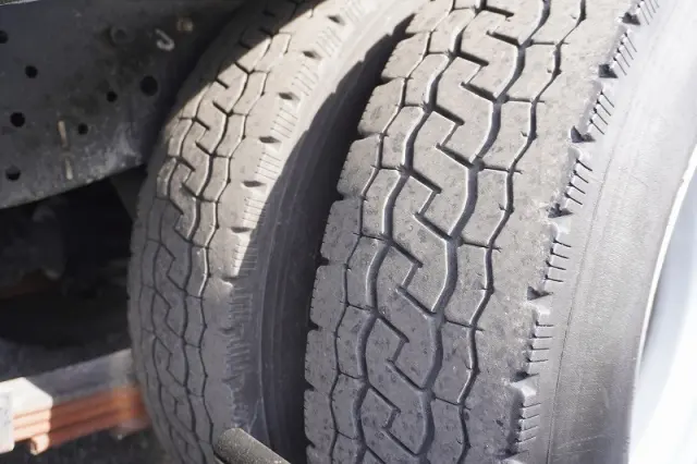 いすゞ エルフ 2RG-NKR88A(2WD)の写真11