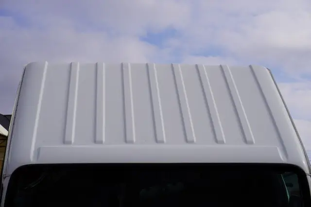 いすゞ エルフ 2RG-NKR88A(2WD)の写真17