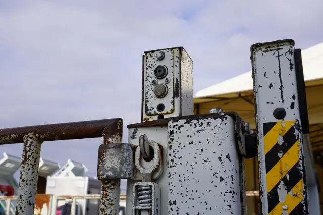 いすゞ エルフ 2RG-NKR88A(2WD)の写真29