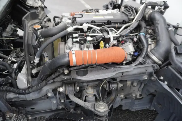 いすゞ エルフ 2RG-NLR88AN(2WD)の写真14