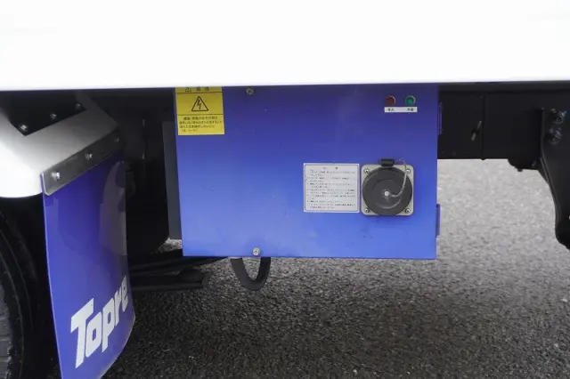 いすゞ エルフ 2RG-NLR88AN(2WD)の写真18