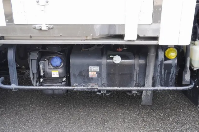 いすゞ エルフ 2RG-NLR88AN(2WD)の写真29