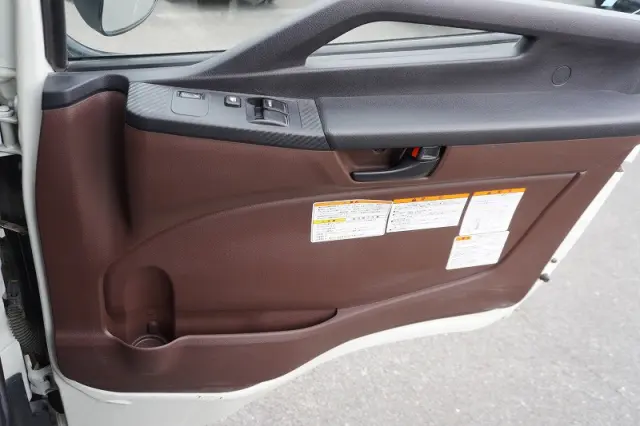 日野 レンジャー 2KG-FC2ABA(2WD)の写真35