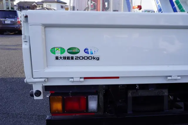 いすゞ エルフ 2RG-NMR88AR(2WD)の写真19