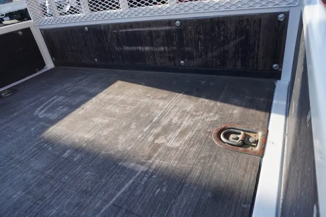 いすゞ エルフ 2RG-NMR88AR(2WD)の写真21