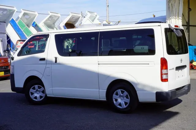 トヨタ その他(トヨタ) CBF-TRH200V(2WD)の写真7