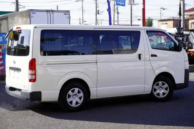 トヨタ その他(トヨタ) CBF-TRH200V(2WD)の写真8