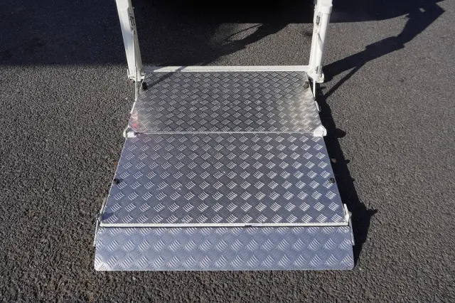 トヨタ その他(トヨタ) CBF-TRH200V(2WD)の写真19