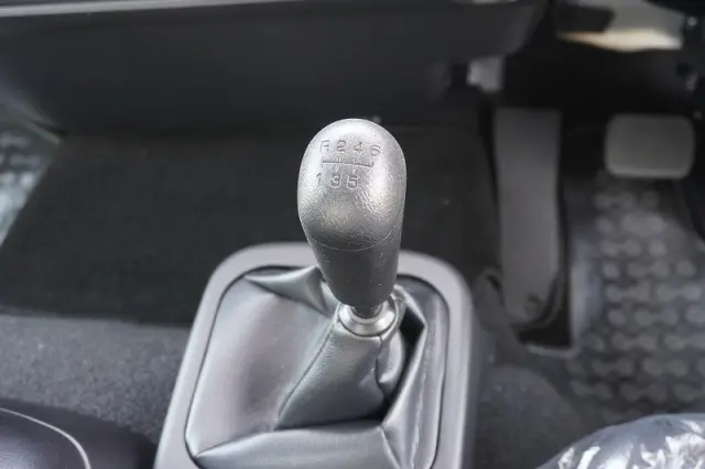 三菱 ファイター 2KG-FK62F(2WD)の写真37