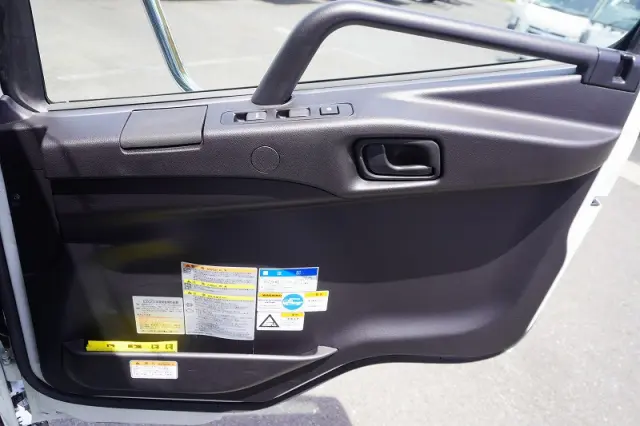 三菱 ファイター 2KG-FK62F(2WD)の写真43