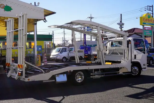 いすゞ エルフ SKG-NPR85YN(2WD)の写真8