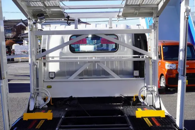 いすゞ エルフ SKG-NPR85YN(2WD)の写真21