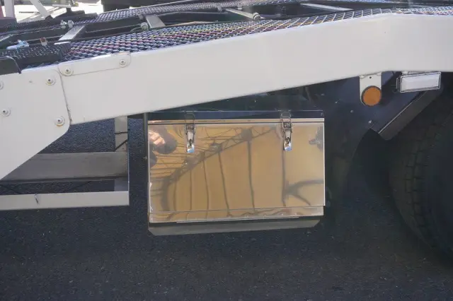 いすゞ エルフ SKG-NPR85YN(2WD)の写真28