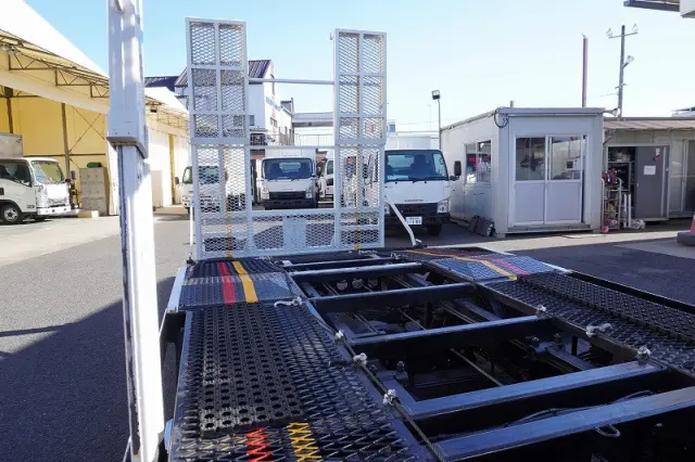 いすゞ エルフ SKG-NPR85YN(2WD)の写真29