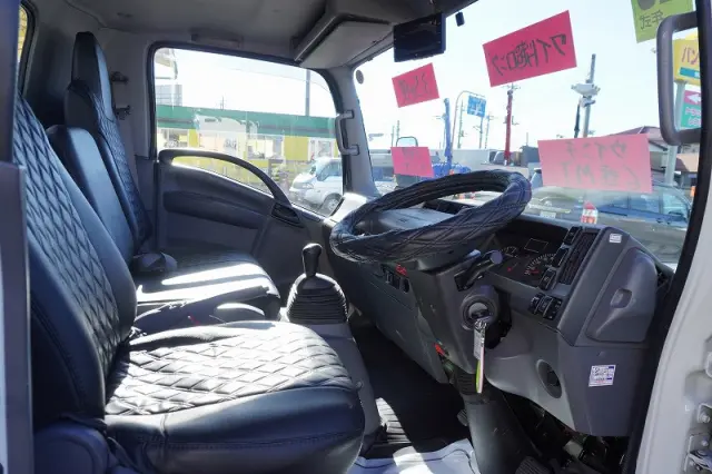 いすゞ エルフ SKG-NPR85YN(2WD)の写真40