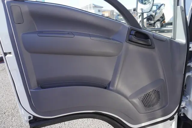 いすゞ エルフ SKG-NPR85YN(2WD)の写真43