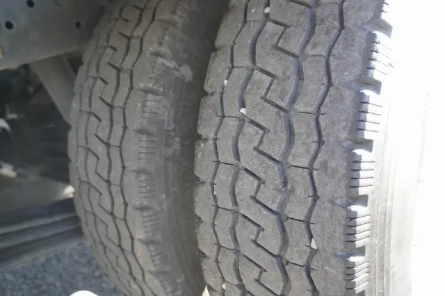 いすゞ エルフ TRG-NLR85AN(2WD)の写真10