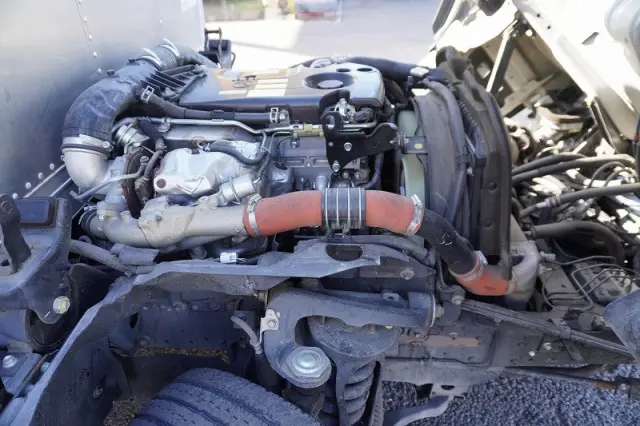 いすゞ エルフ TRG-NLR85AN(2WD)の写真15