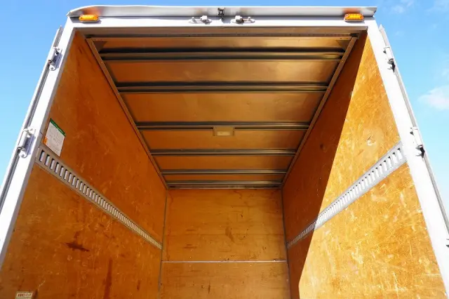 いすゞ エルフ TRG-NLR85AN(2WD)の写真20