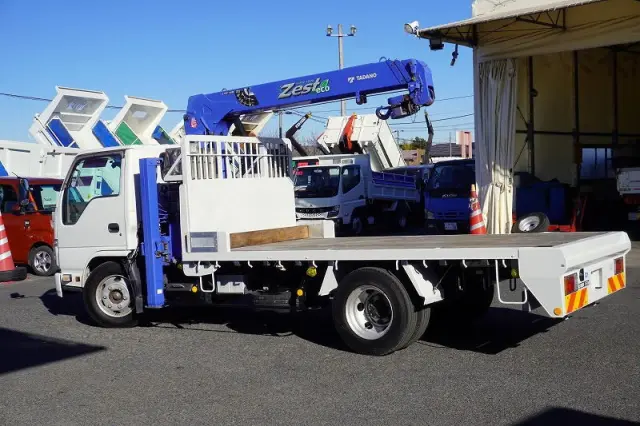 いすゞ エルフ SKG-NKR85YN(2WD)の写真7