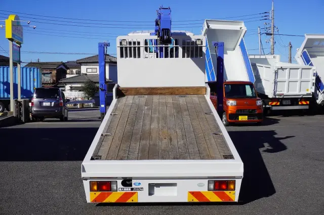 いすゞ エルフ SKG-NKR85YN(2WD)の写真18