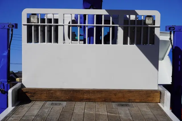 いすゞ エルフ SKG-NKR85YN(2WD)の写真21