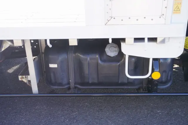 いすゞ エルフ SKG-NKR85YN(2WD)の写真33