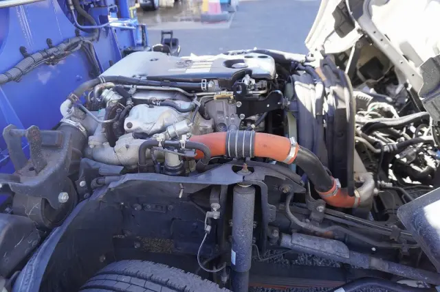 いすゞ エルフ SKG-NKR85YN(2WD)の写真37