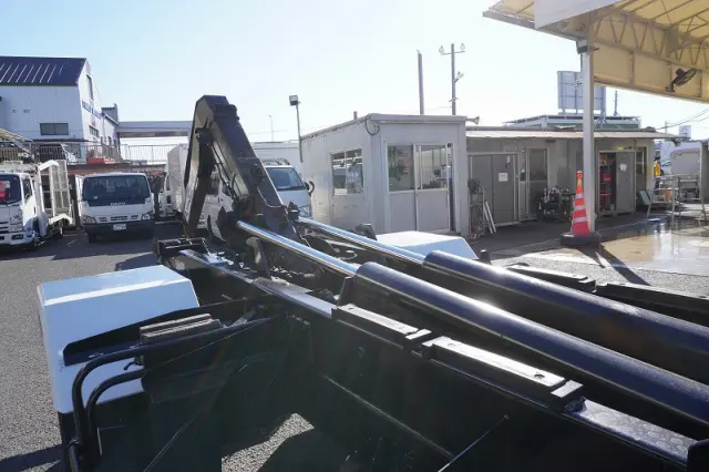 三菱 ファイター 2KG-FK62FZ(2WD)の写真24