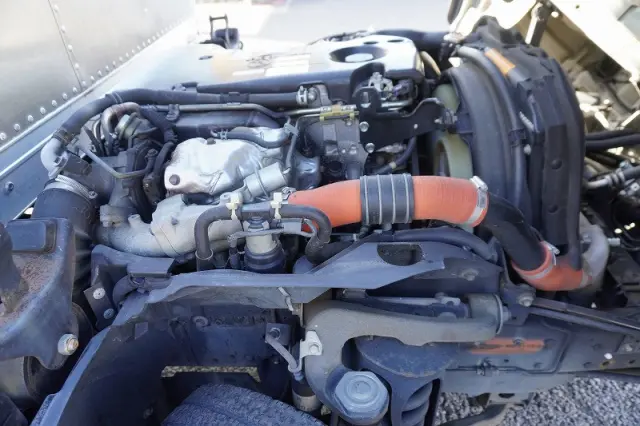 いすゞ エルフ TKG-NMR85AN(2WD)の写真15